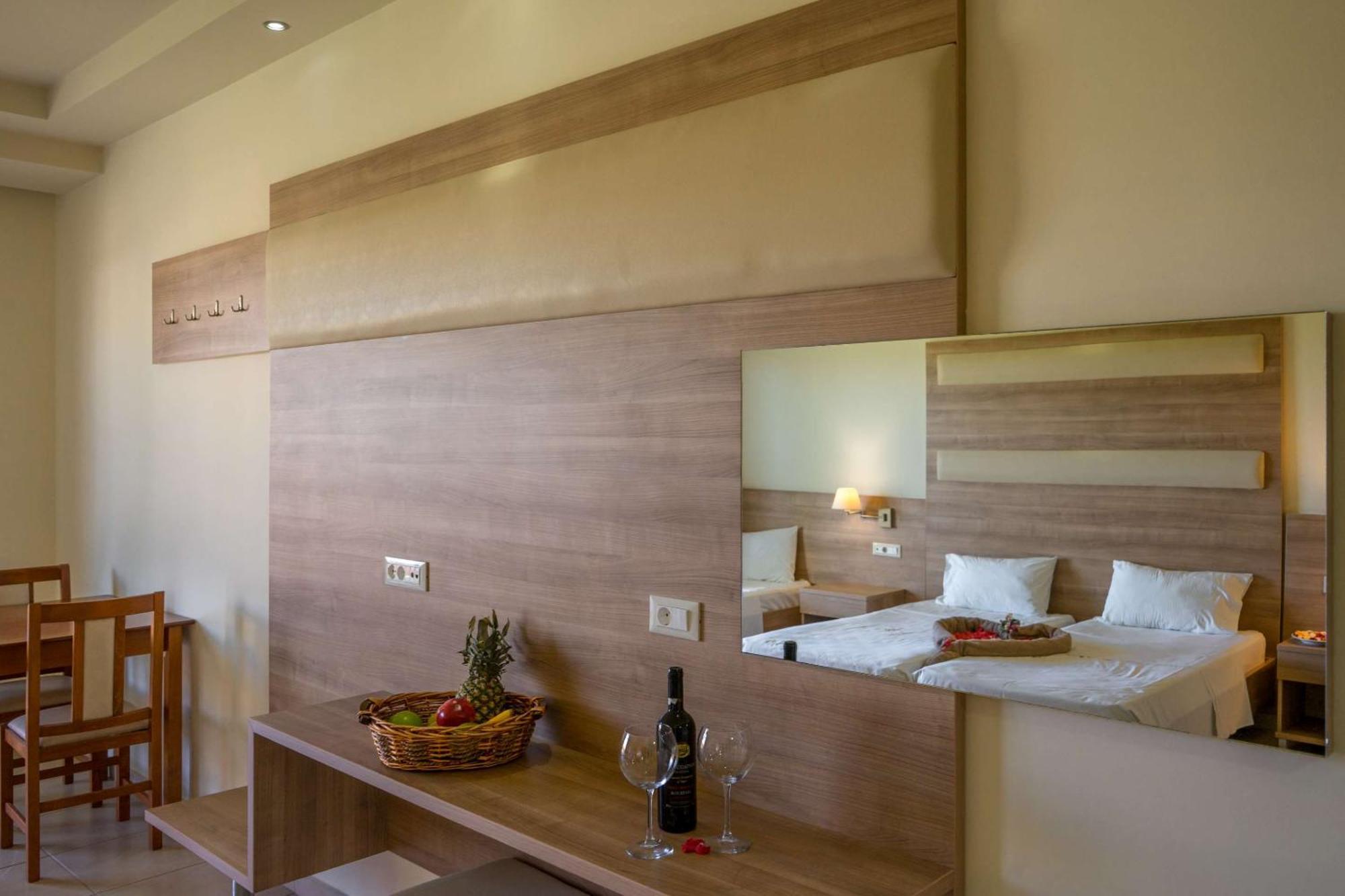 Stamos All Inclusive Faliraki Quarto foto