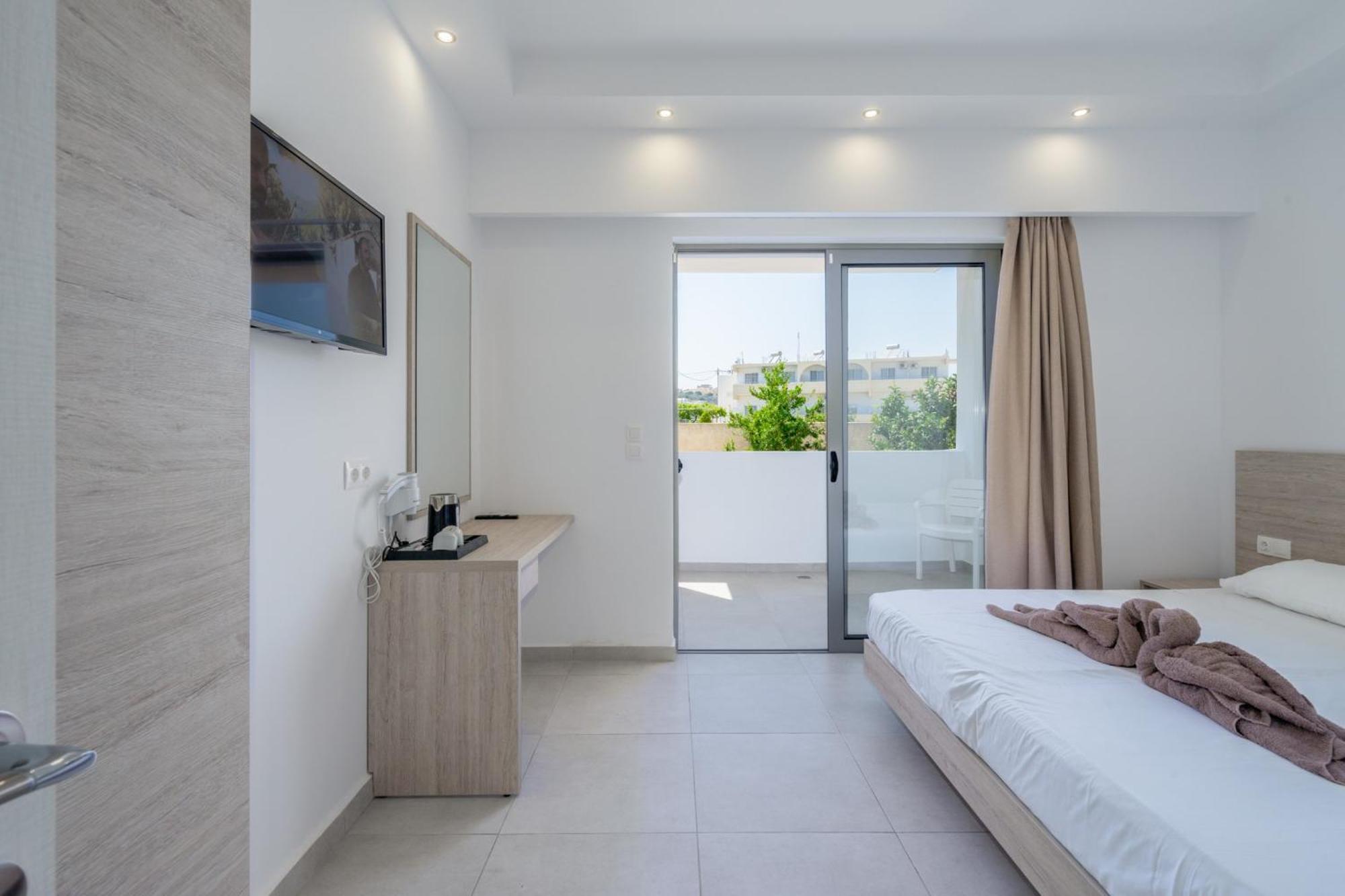Stamos All Inclusive Faliraki Quarto foto